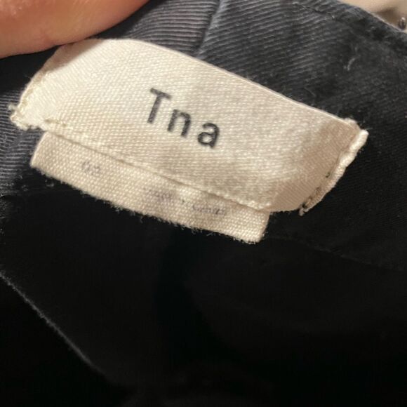 Aritzia TNA HEROIC PANT Cuffed Cargo Black Joggers Pants Size 2 - Picture 10 of 10